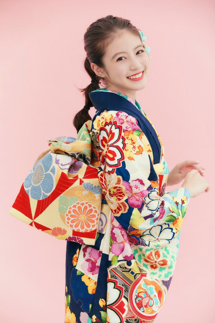 Mio Imada in kimono